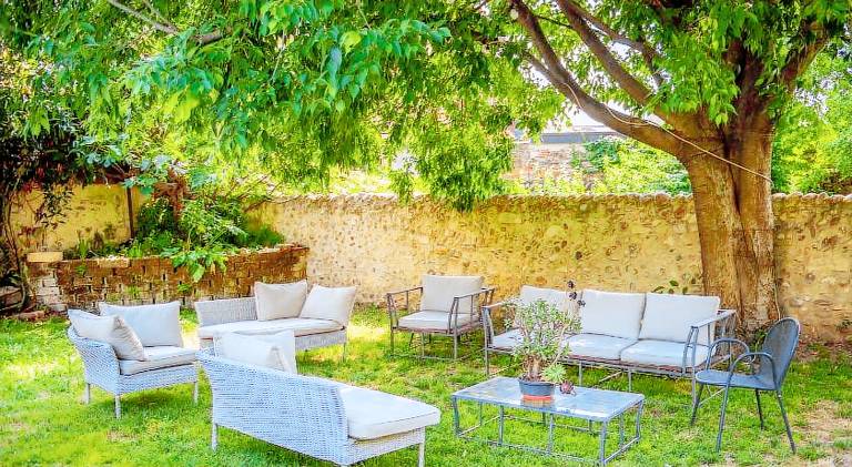 Rental apartment with garden, terrace & grill | Next to Juliet | Suitable for remote work | Pets allowed — photo 4