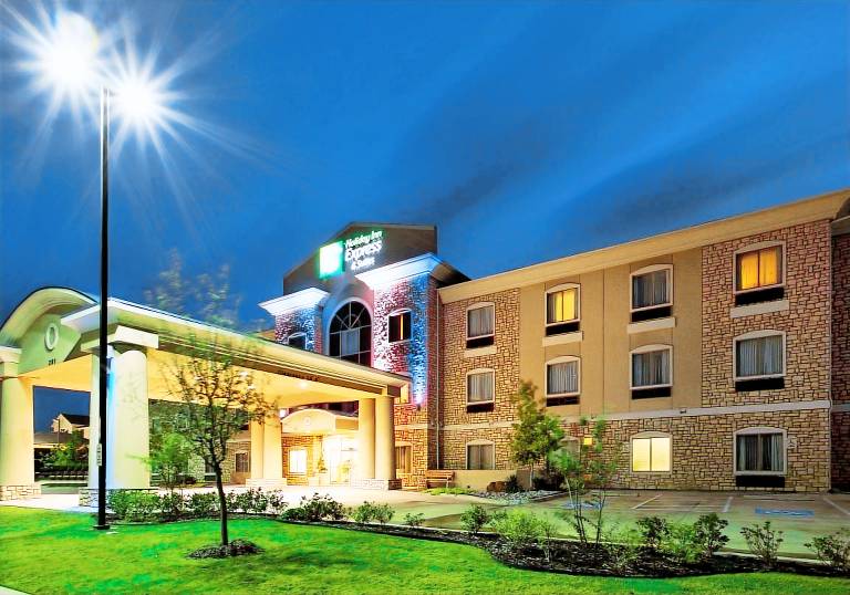 Holiday Inn Express Hotel & Suites Mansfield By IHG in Mansfield, TX