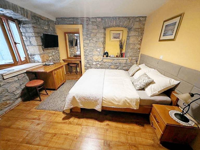 Charming private room with terrace | City view | Beach nearby | Pets allowed — photo 5