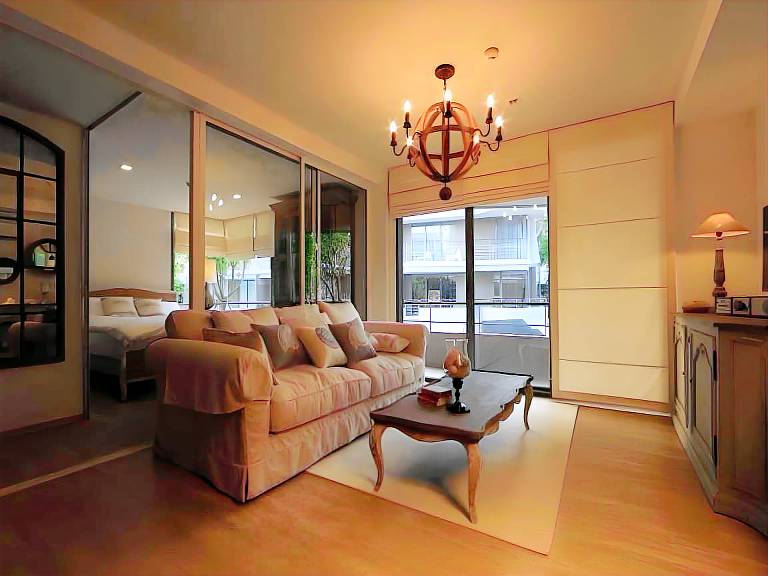 Holiday apartment with terrace, pool & hot tub | Beach nearby | Perfect for remote work | Pet-friendly — photo 2