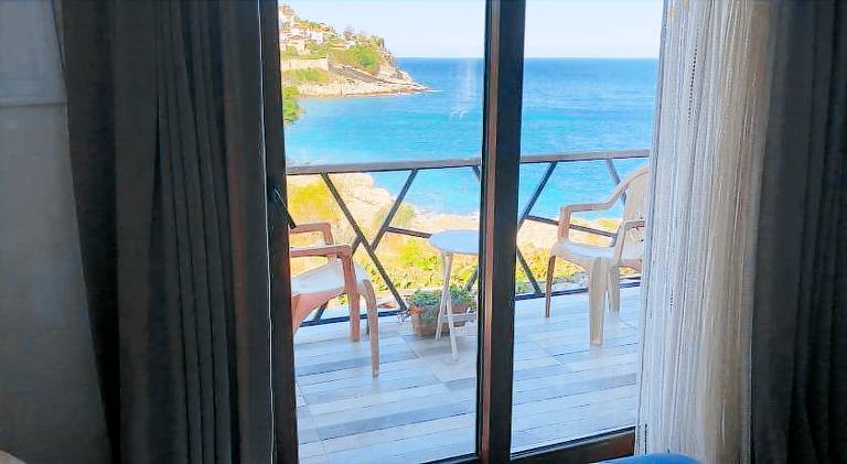 FrauGULER in Amasra