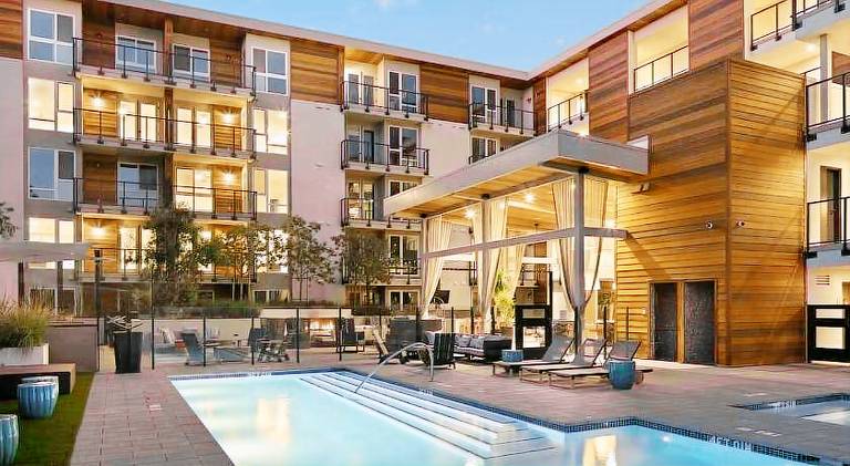 Rental apartment with pool & jacuzzi — photo 4