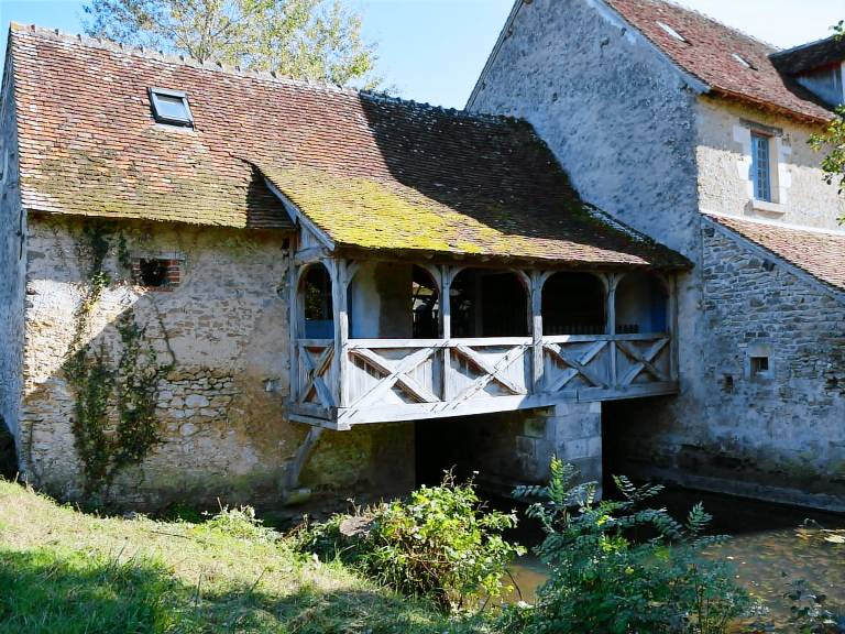 Cottage with garden & barbeque — photo 2