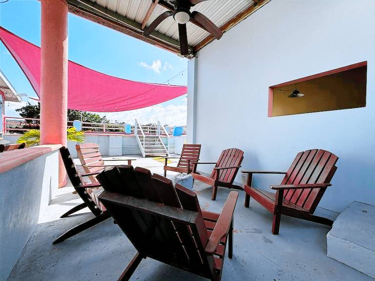 Maya Bella Downtown Hotel — photo 4