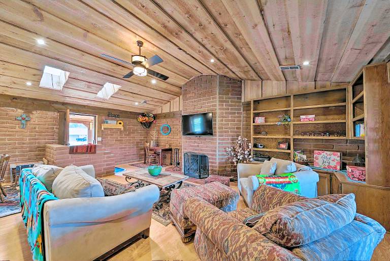 Rustic Ranch Retreat w/ Yard: 16 Mi to Ski Apache! — photo 2