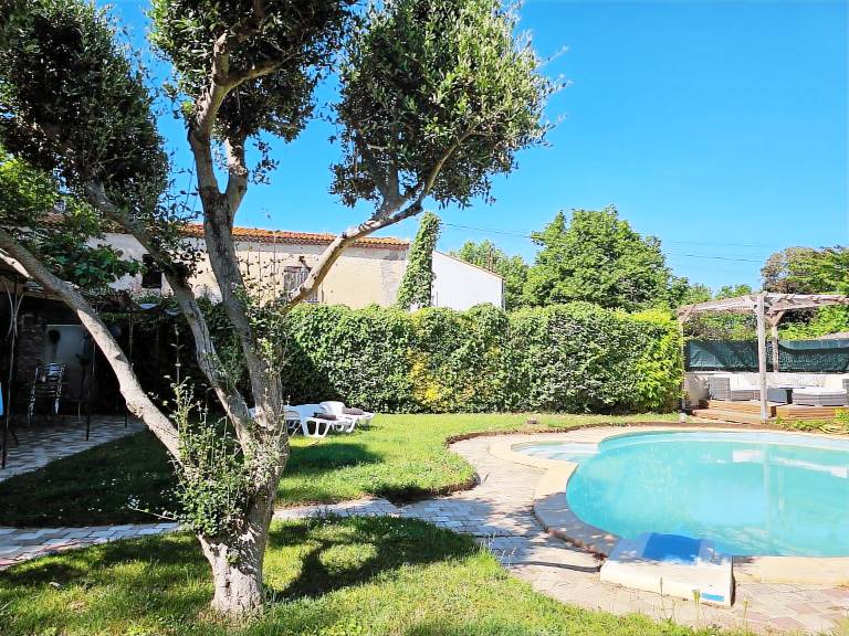 House with terrace & private pool — photo 3