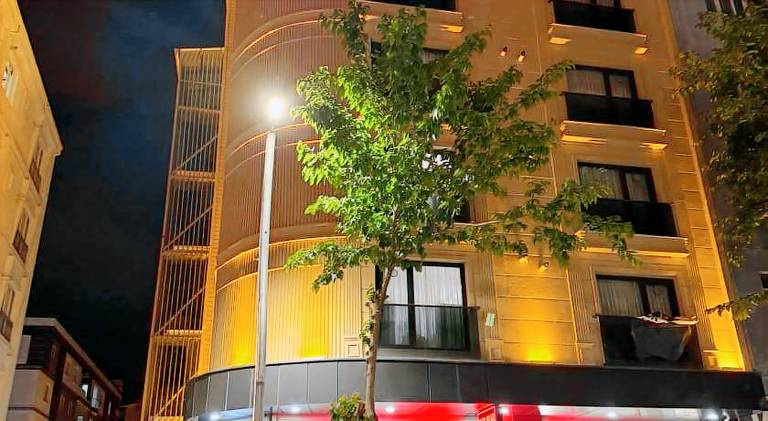 Serviced apartment with 2 rooms for 5 persons — photo 4