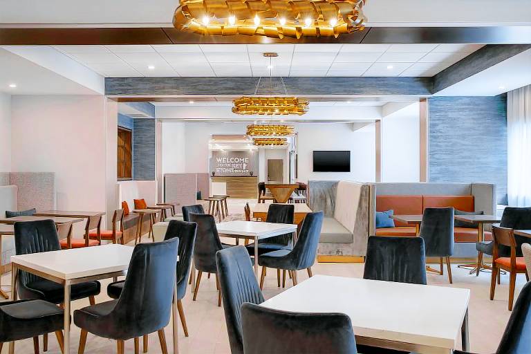 Hampton Inn by Hilton Winnipeg Downtown — photo 5