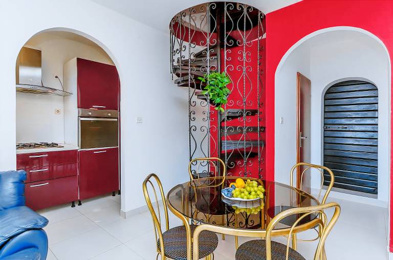 House with yard & barbecue | Sea view — photo 3