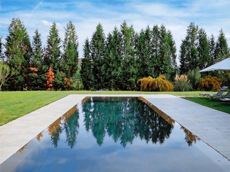 Family-friendly villa with yard | Dogs allowed — photo 4