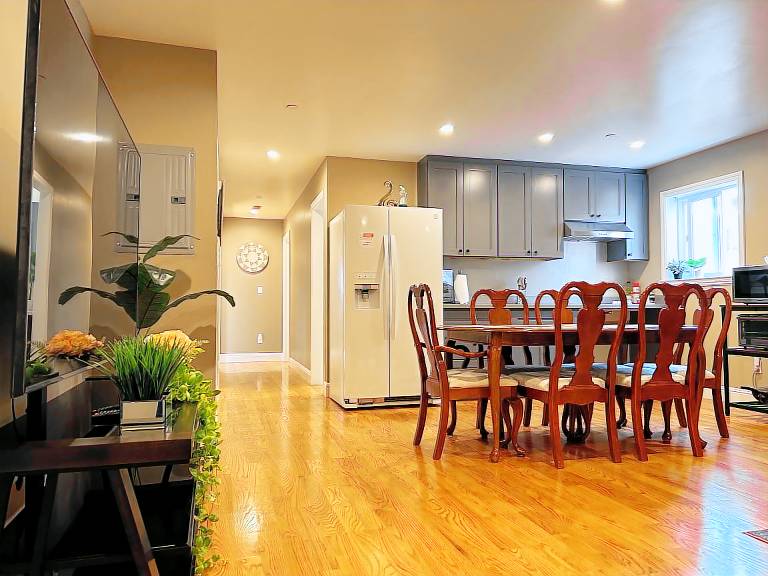 Apartment Bayshore Heights