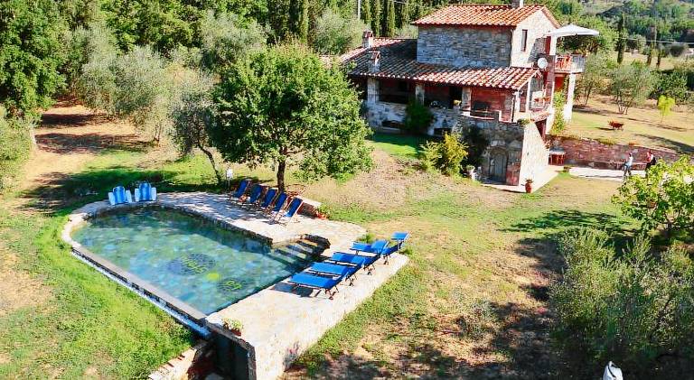 Holiday apartment with BBQ, private pool & terrace | Pets are welcome in Sassetta