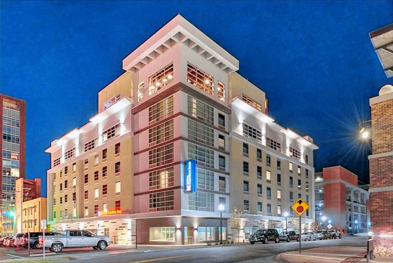 Hilton Garden Inn Little Rock Downtown in Little Rock, AR