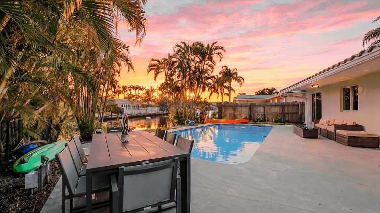 212 m&sup2; Ferienhaus