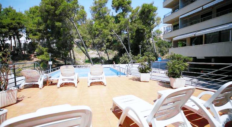 Holiday apartment with pool, sauna & patio — photo 4