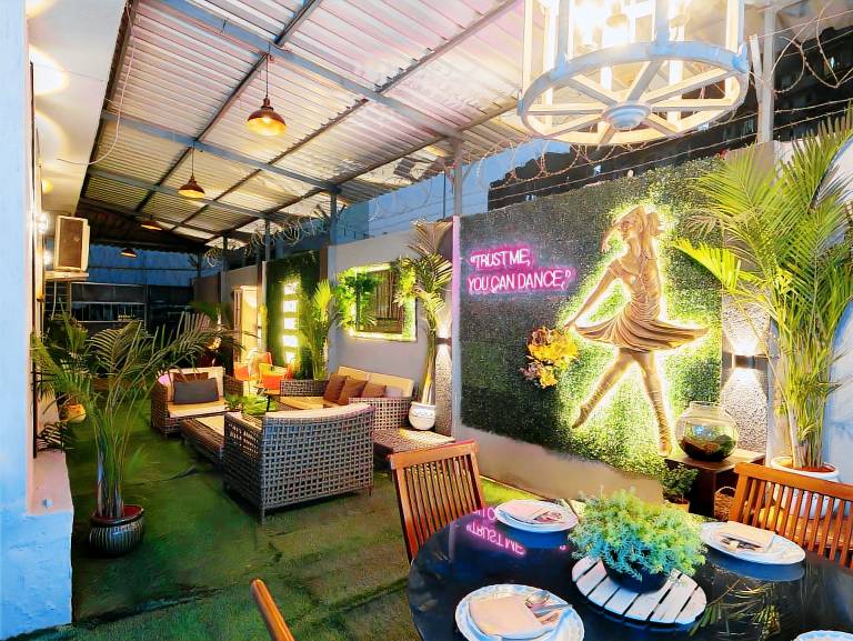 Hill Top Hideaway Spacez Luxury Pool Villa — photo 4