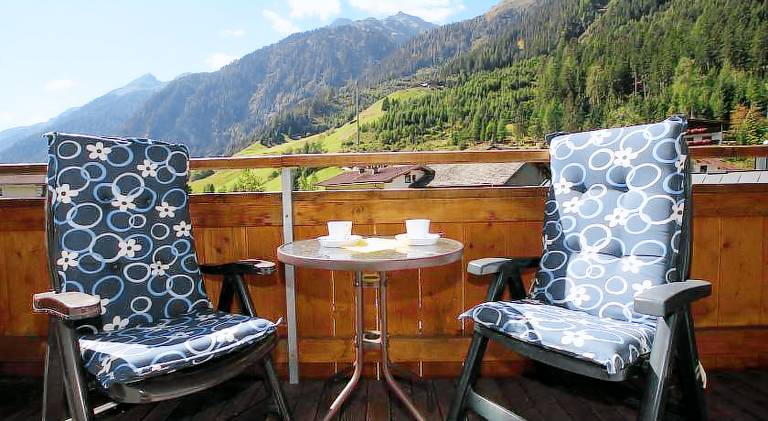 Rental apartment with terrace — photo 4