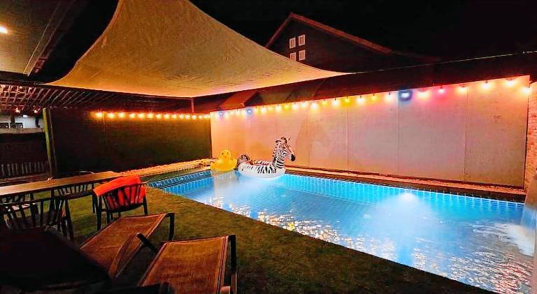 Villa with jacuzzi & pool | Pets allowed — photo 4
