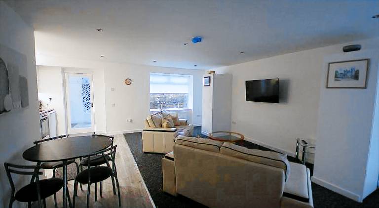 Pleasant apartment with garden & patio | Pet-friendly — photo 2