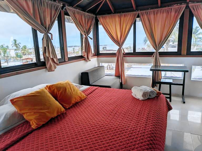 Hostel Puerto Villamil
