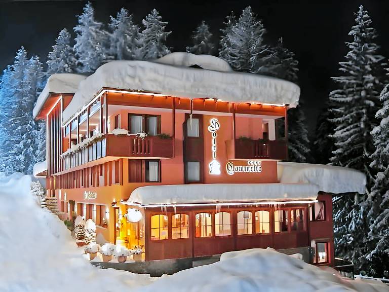Hotel Caminetto in Dimaro Folgarida