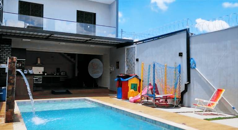 Vacation home with pool | Pets are welcome in São José dos Campos
