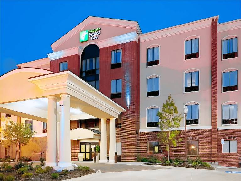 Holiday Inn Express Hotel & Suites Ennis By IHG in Ennis, TX