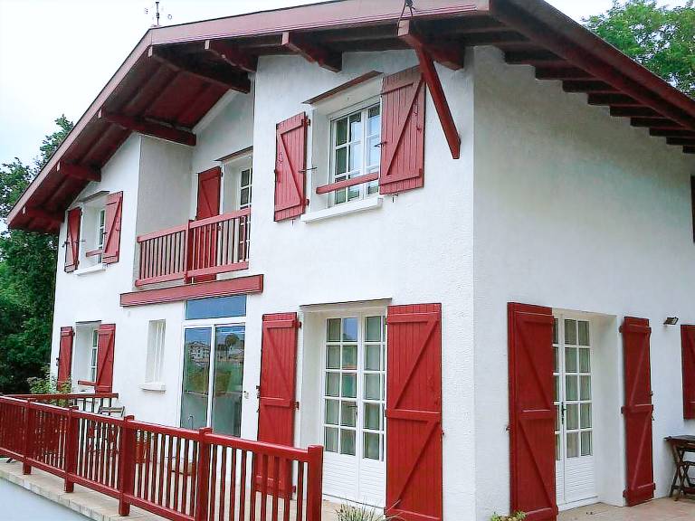 House  Biarritz