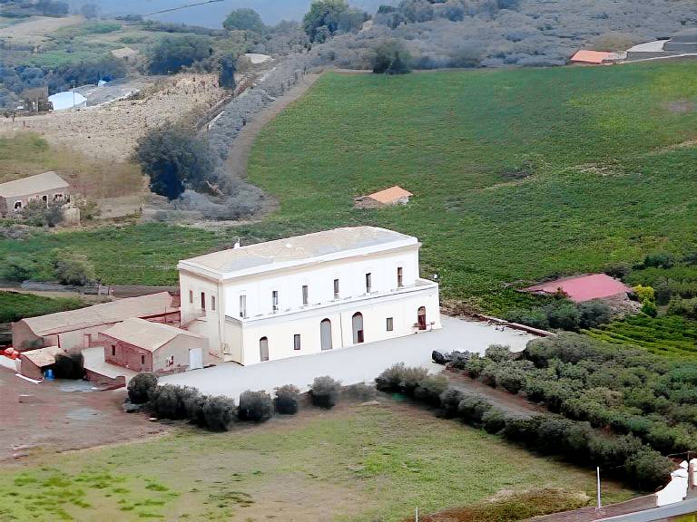 House  Randazzo