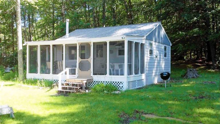 Cabin  Barrington