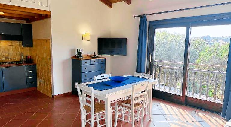 Apartment with 1 room for 4 persons — photo 3