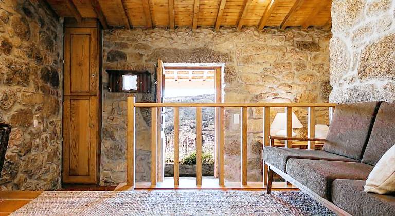 Quinta da Portela - Casa Visconde Arneiros - by RowdHouses — photo 3