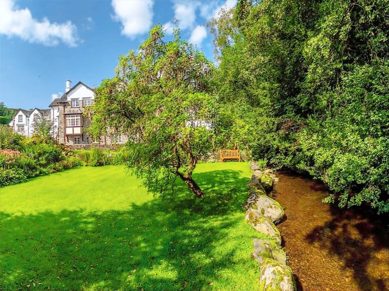 Cottage  Bowland Bridge