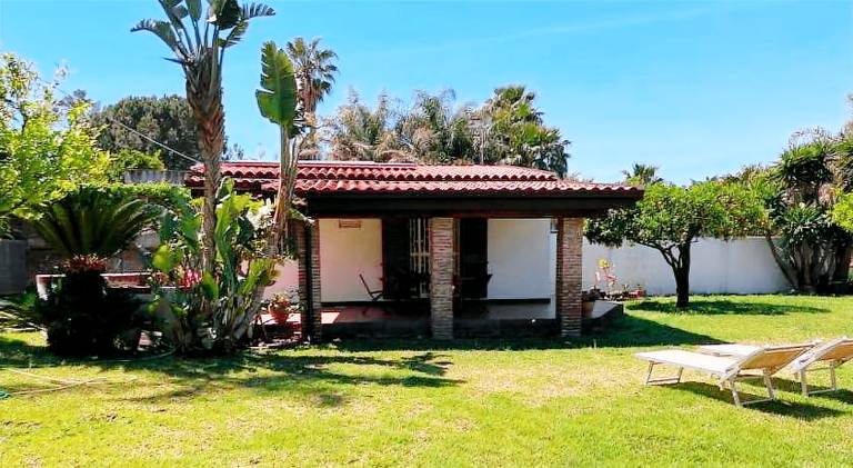 Vacation home with 2 rooms for 4 persons in Riposto