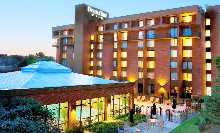DoubleTree by Hilton Hotel Syracuse in East Syracuse, NY