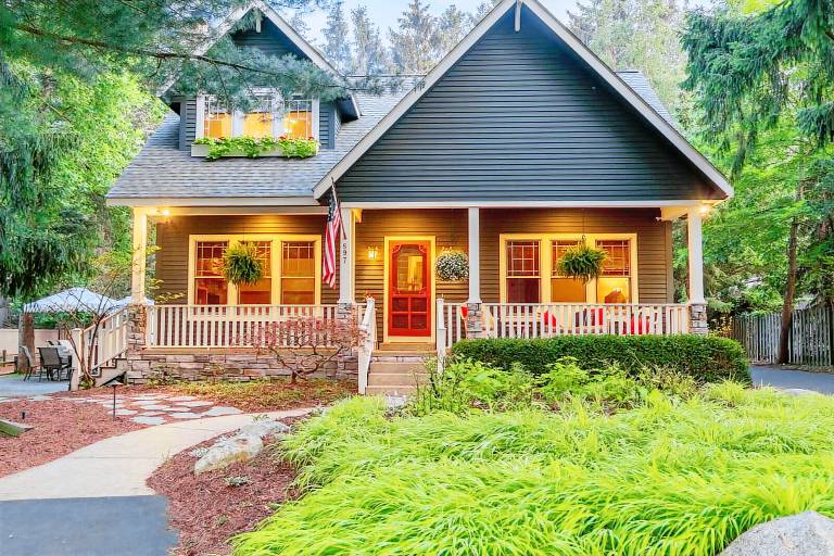 House  Saugatuck