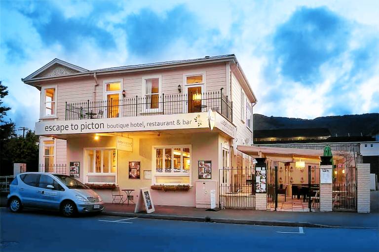 Escape To Picton