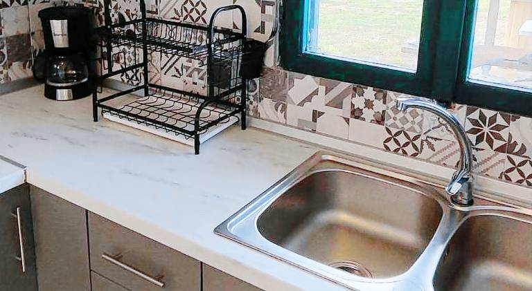 Lovely vacation home with terrace, barbeque & yard | Beach nearby | Pet-friendly — photo 3