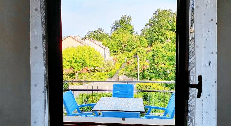 Vacation home with pool — photo 5