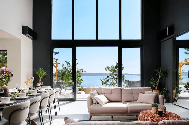 Fully equipped villa with patio, BBQ & garden | Water view | Dogs allowed — photo 3