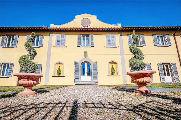 Villa with pool, garden & hot tub | Good for workation in Fiesole
