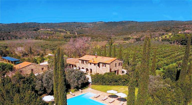 Big farm with pool, garden & sauna | Pets are welcome in Massa Marittima