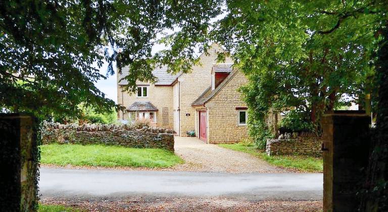 Two Hoots Bed and Breakfast