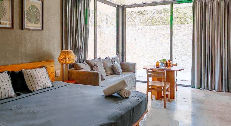 Wonderful apartment with patio, pool & garden | Pets allowed — photo 2