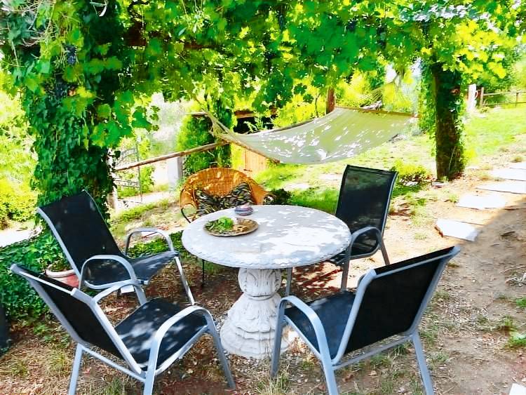 Family-oriented nice villa with patio, grill & garden | Panoramic view | Dogs allowed — photo 4