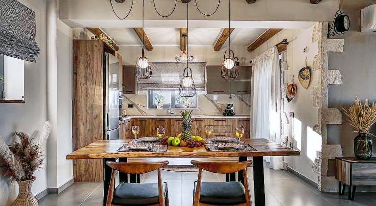 Fully equipped villa with patio, garden & BBQ | Pet-friendly — photo 3
