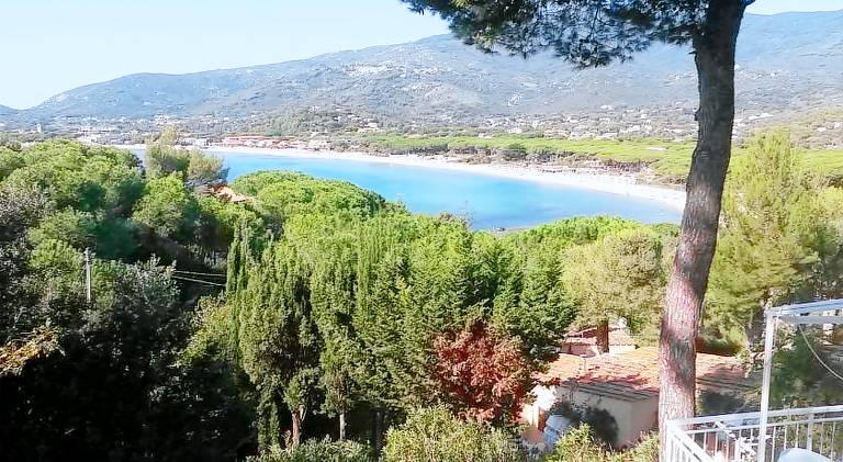 Serviced apartment with pool, sauna & jacuzzi in Campo nell'Elba