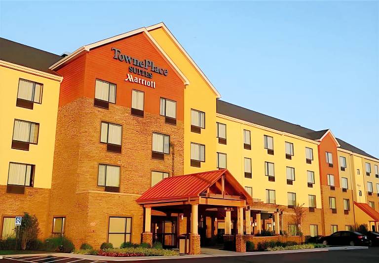 TownePlace Suites by Marriott Bowling Green in Bowling Green, KY
