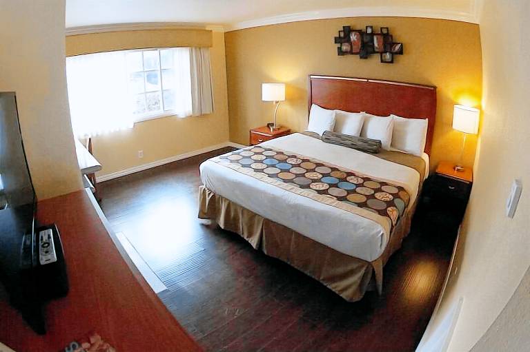 Deer Haven Inn — photo 2