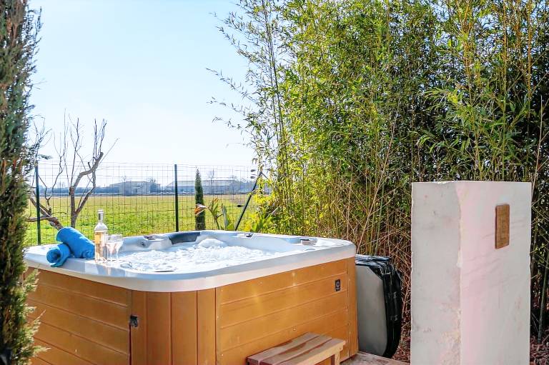 Villa with jacuzzi, garden & private pool | Sea view | Dogs allowed — photo 4